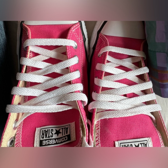 Converse All Star Chuck Taylor Hot Pink 💞Low Top Sneakers Womens 11.5 Mens 9.5 - Picture 9 of 16